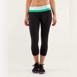 2013 Lululemon Inspire Crop II Run Leggings Black Green Rare Retired Size 6